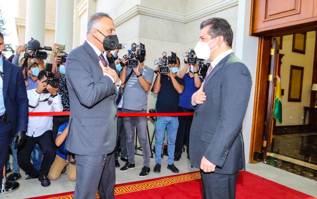 سەرۆک وەزیرانی هەرێمی کوردستان  پێشوازی لە سەرۆک وەزیرانی عێراق دەکات